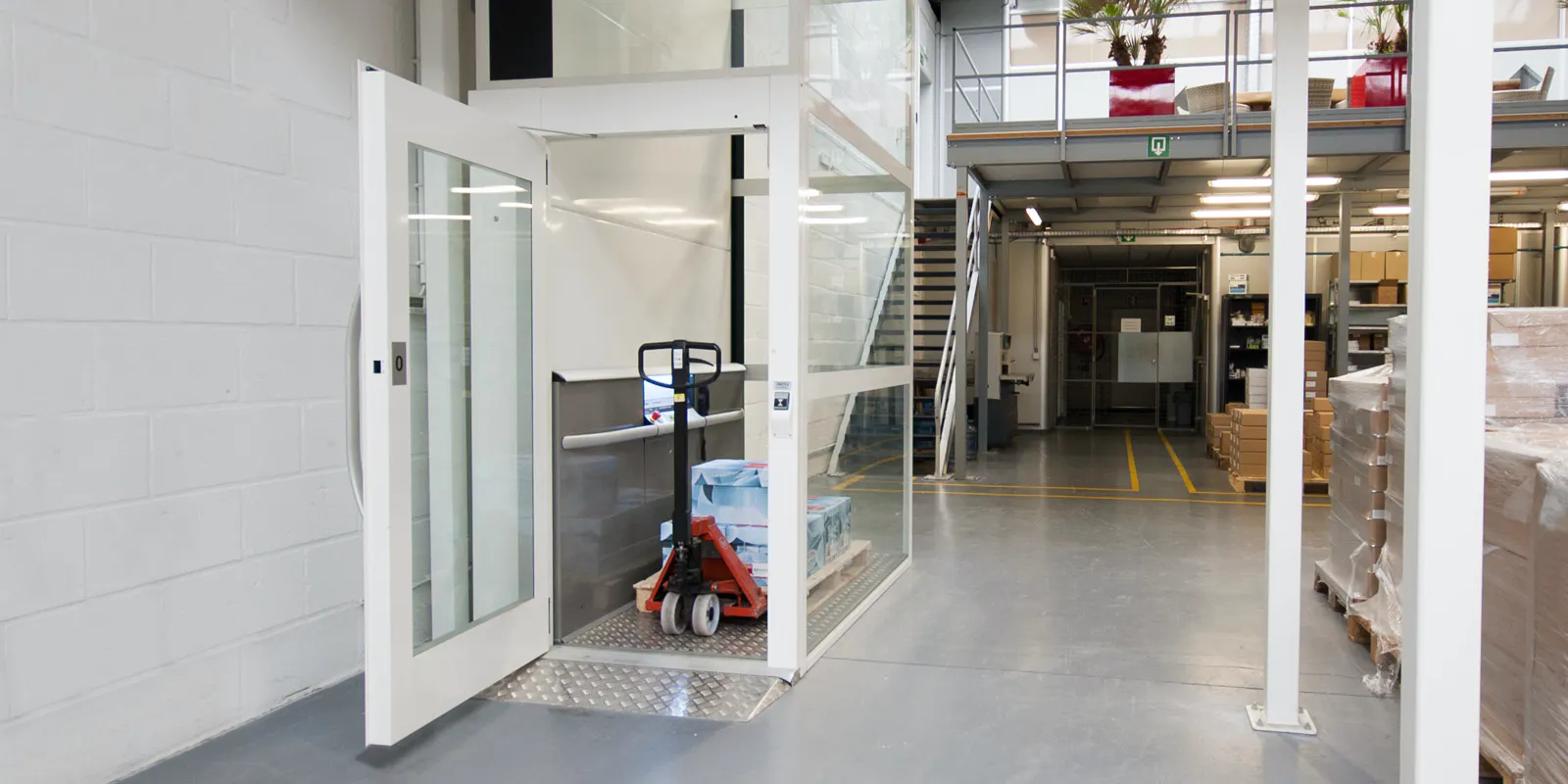 Goederenlift 1